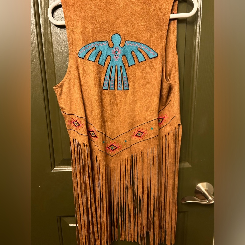 Wrangler Suede Fringe Vest - Picture 4 of 6